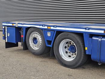 R440 8x2*6 / FASSI 90 t/m CRANE / KRAN